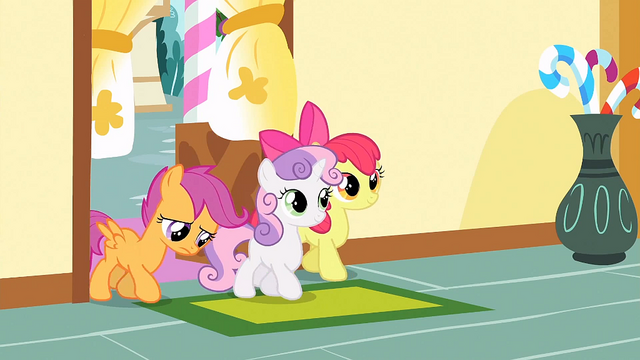 File:CMC walking in S1E23.png