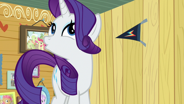 File:Rarity scoffing playfully S7E6.png