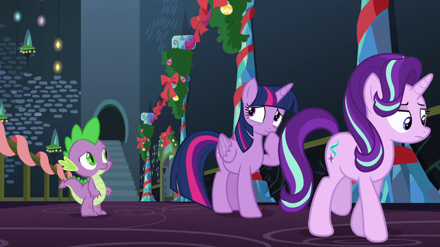 File:Twilight thinking S6E8.png