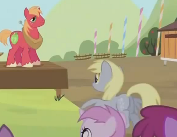 File:Derpy Wings S2E5.png