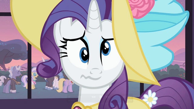 File:Rarity cross-eyed S02E09.png