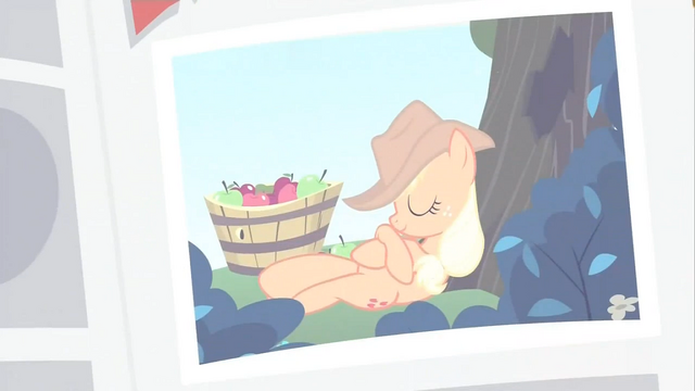 File:Applejack sleeping photo S2E23.png