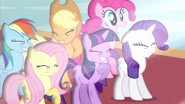File:Rarity bright light S2E26.png