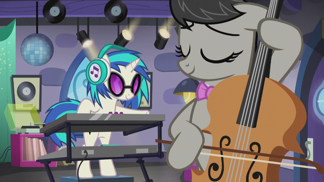 File:DJ Pon-3 and Octavia playing together S5E9.png