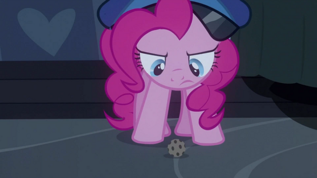 File:Pinkie Pie looking S2E24.png