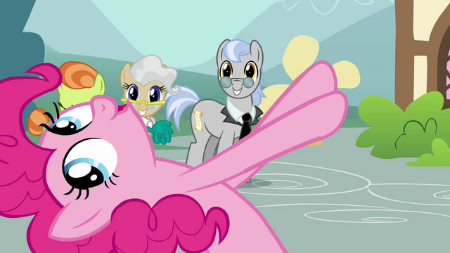 File:Pinkie Pie in front of mayor S2E18.png