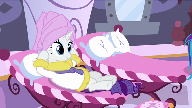 File:Rarity relaxed S2E23.png
