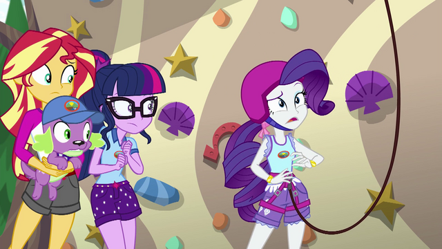 File:Rarity apologizes to Applejack EG4.png