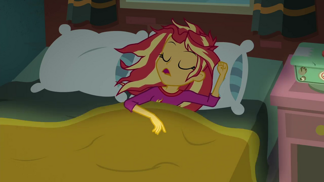 File:Sunset Shimmer sleeping in bed SS6.png