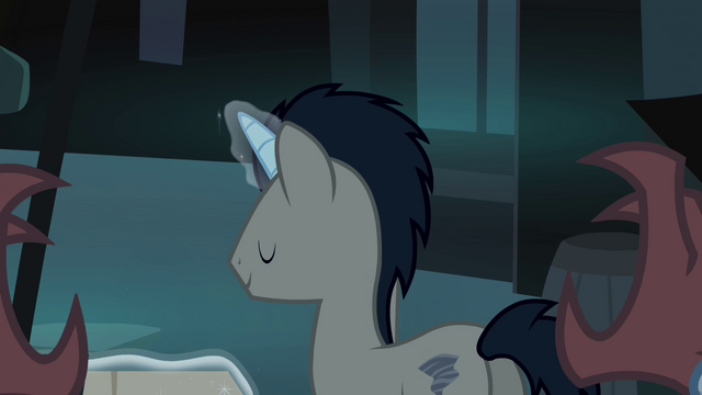 File:Discord disguised as a pony S4E25.png