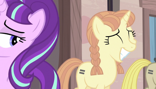 File:Yellow mare's mane is fixed S5E1.png