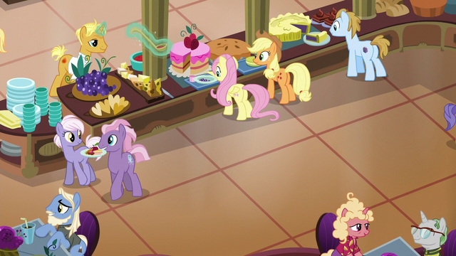 File:Applejack and Fluttershy in the resort cafeteria S6E20.png