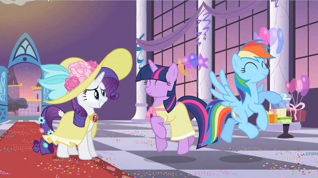 File:Rarity I'm back S2E9.png