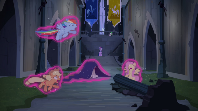 File:Twilight freezes ponies S04E03.png