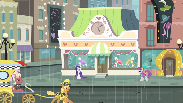 File:Alone Rarity stands S4E08.png