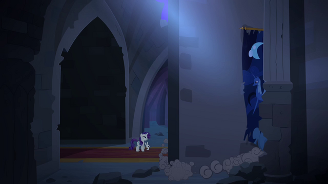 File:Castle wall rotating S4E03.png