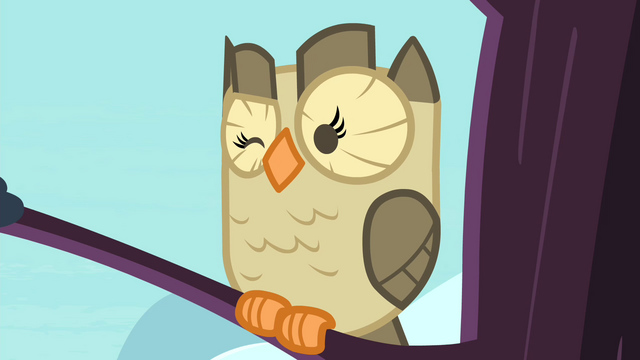 File:Owlowiscious winking S4E23.png