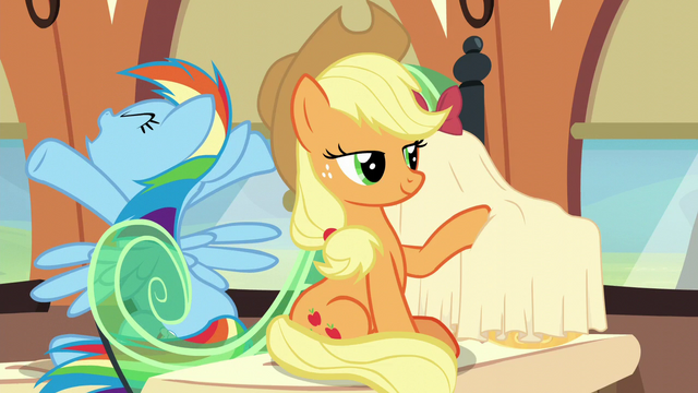 File:Rainbow Dash yawning S6E1.png