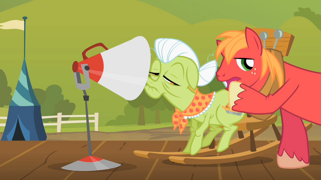 File:Big McIntosh whispers S2E05.png