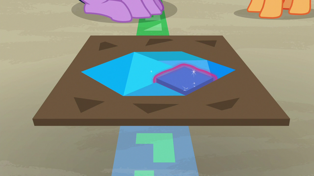 File:Twilight solving a tangram puzzle S7E2.png