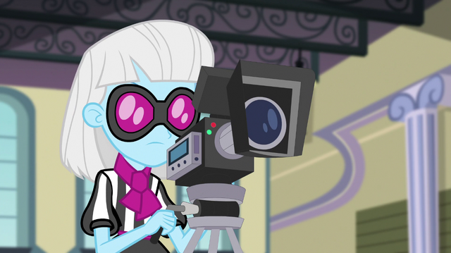File:Photo Finish operating the video camera EGS1.png