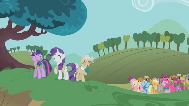 File:Post-winter laughter S1E11.png