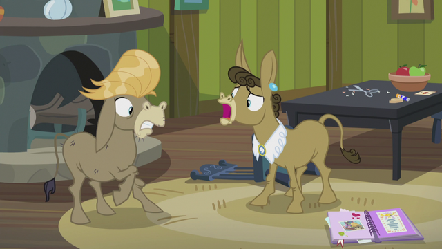 File:Matilda "The princesses have even RSVP'd!" S5E9.png