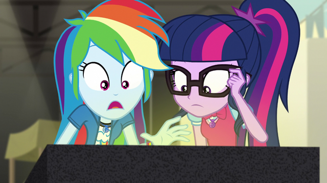File:Twilight and Rainbow look at the relics up-close EGS2.png