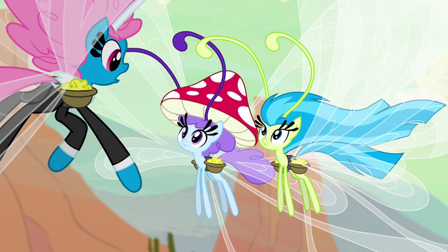 File:Seabreeze offering encouragement S4E16.png