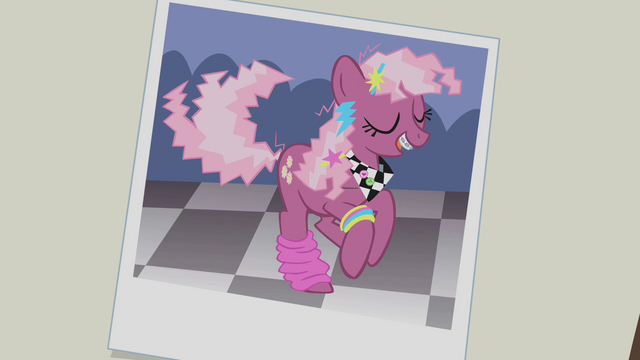 File:Teenage Cheerilee S1E12.png