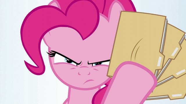 File:Pinkie Pie holding files S5E19.png
