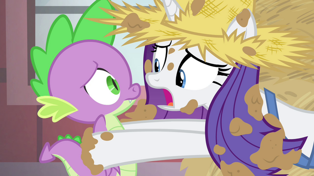File:Rarity shaking Spike S4E13.png