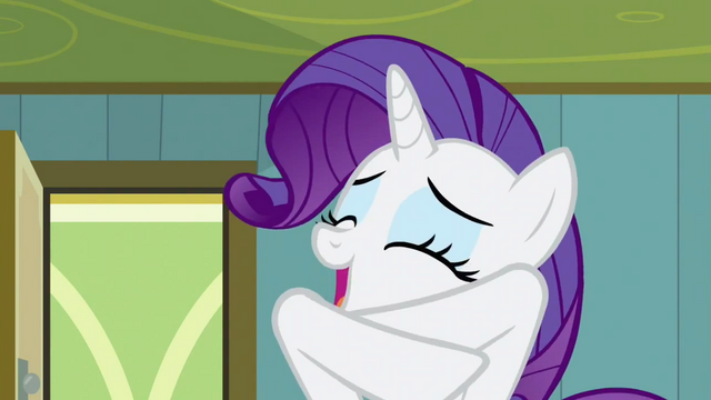 Fil:Rarity silk pajamas S2E16-W16.png