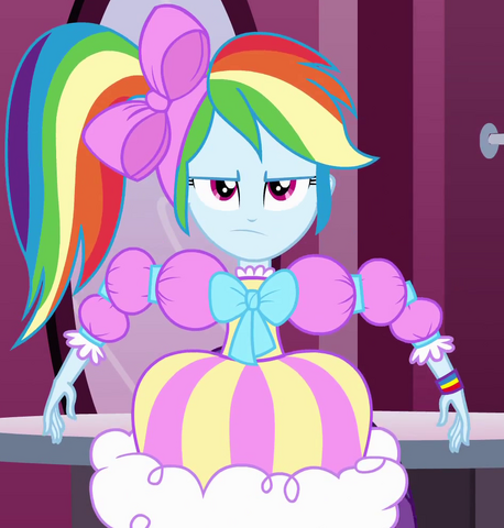 File:Rainbow Dash Fall Formal prototype ID EG.png