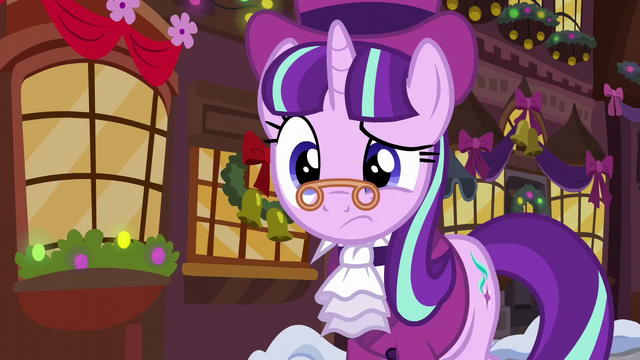 File:Snowfall watching in confusion S6E8.png