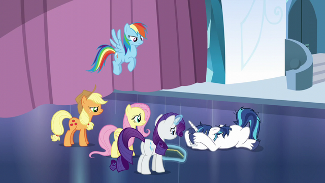File:Shining Armor collapses with anxiety S6E1.png