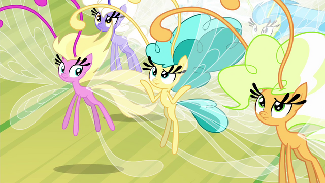 File:Twirly shrugging S4E16.png