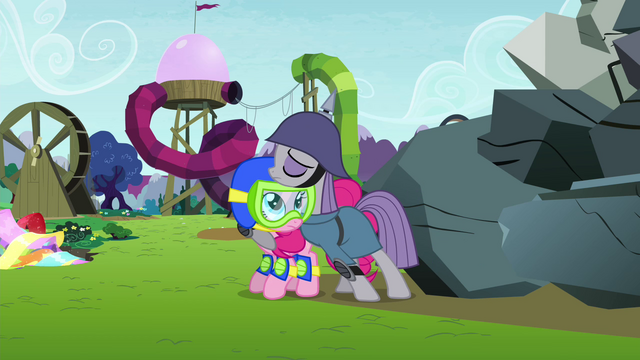 File:Maud Pie hugging Pinkie S4E18.png