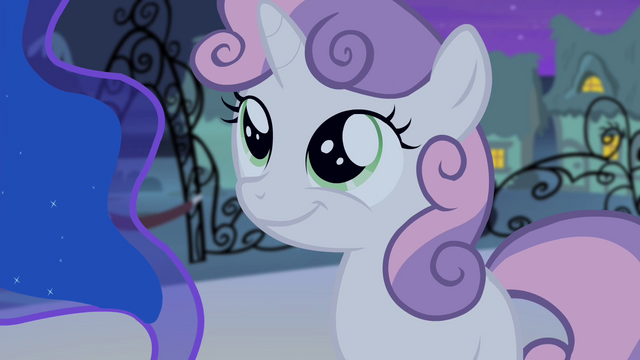 File:Sweetie smiling S4E19.png