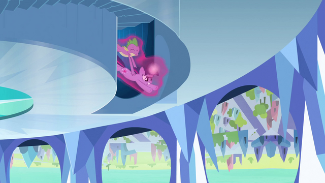 File:Twilightenterthetop S3E02.png