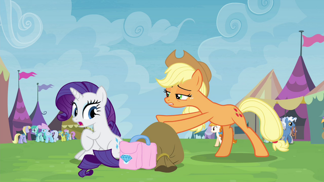 File:Applejack giving trade goods to Rarity S4E22.png
