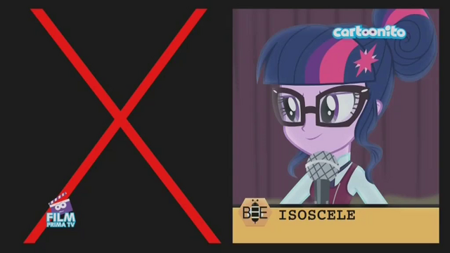 File:Friendship Games Twilight correctly spells 'isosceles' - Italian.png