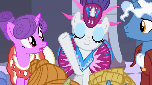 File:Rarity placing bid S2E9.png