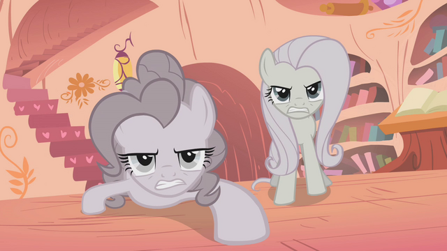 File:Pinkie Pie zombie S02E02.png