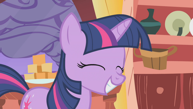 File:Twilight smile S1E8.png
