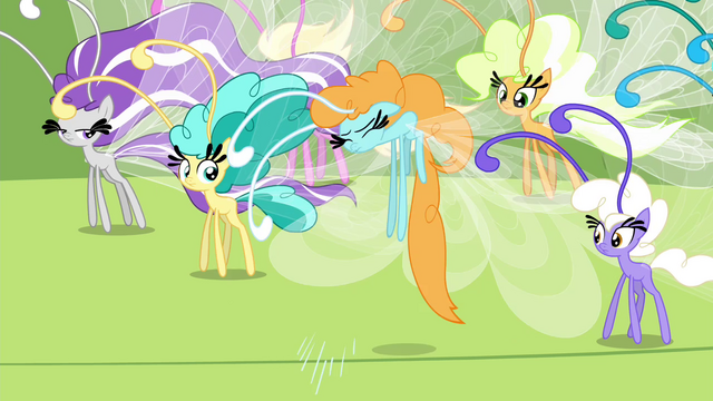 File:Breezie sneezes S4E16.png