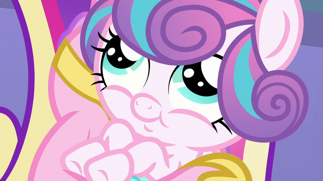 File:Flurry Heart smiling innocently S6E1.png