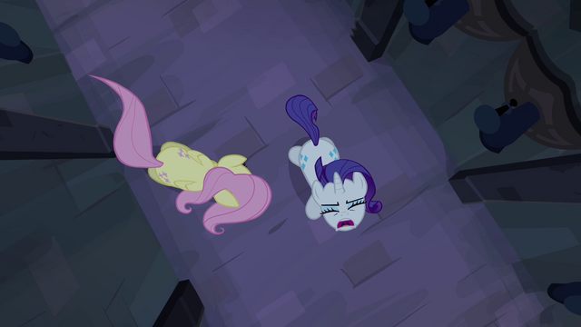 File:Rarity skyward scream S4E03.png