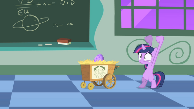 File:Twilight trying to hatch the egg S1E23.png
