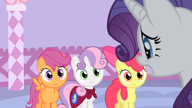 File:Rarity looks stressed S1E17.png